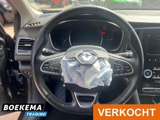 Renault Mégane 1.3 TCe 140PK Limited LED Keyless Navigatie Climate Cruise picture 21