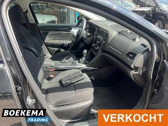 Renault Mégane 1.3 TCe 140PK Limited LED Keyless Navigatie Climate Cruise picture 18