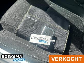 Renault Mégane 1.3 TCe 140PK Limited LED Keyless Navigatie Climate Cruise picture 26
