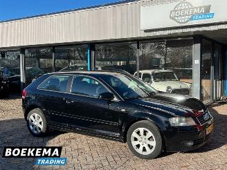 Schadeauto Audi A3 1.6 Ambition Pro Line Climate PDC 2005/5