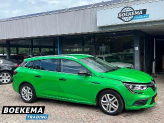 Avarii autoturisme Renault Mégane Estate 1.3 TCe Zen LED Climate Cruise Navi PDC 2020/9