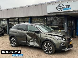 Damaged car Peugeot 3008 1.2 PureTech Premium Keyless Virtual Navi Camera PDC 2020/2