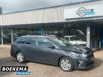 Unfallwagen Kia Ceed 1.0 T-GDi Led Navi Climate Camera Cruise PDC 2019/11
