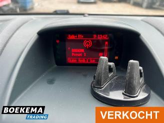 Ford Fiesta 1.6 TDCi Titanium Xenon Climate Cruise PDC picture 18