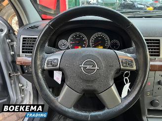 Opel Vectra 2.2 16V Elegance 155PK Aut Cruise PDC Trek. picture 17