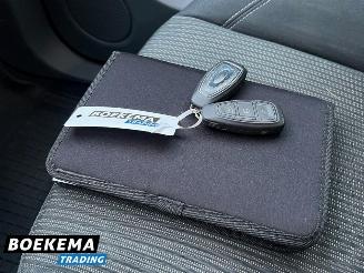 Ford Grand C-Max 1.6 Titanium 150PK 6-Pers Navi Cruise Climate PDC picture 39