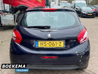 Peugeot 208 1.2 VTi Allure Led Navi Climate Cruise picture 6