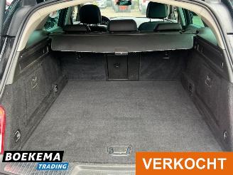 Opel Insignia 2.0 T Sport 4x4 250PK Aut Navi Climate Stoelver. picture 13