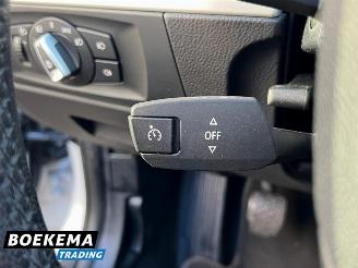 BMW 3-serie 318d High Exe. Leer Climate Navi Cruise PDC picture 24