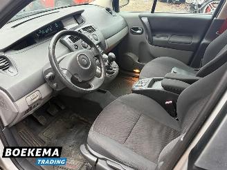 Renault Scenic 2.0 16V Conquest Navigatie Climate Cruise picture 11