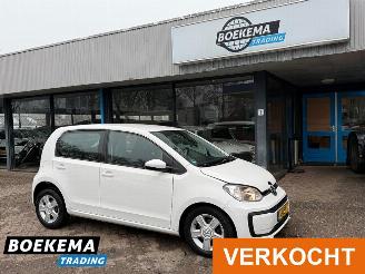 Schadeauto Volkswagen Up! 1.0 Move Up! Airco DAB LMV 5-Deurs 2017/1
