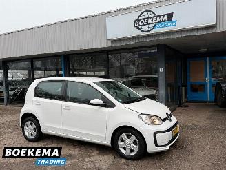 Damaged car Volkswagen Up! 1.0 Move Up! Airco DAB LMV 5-Deurs 2017/1