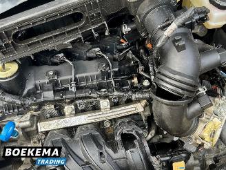 Hyundai I-10 1.0 Comfort Automaat Climate Cruise picture 11