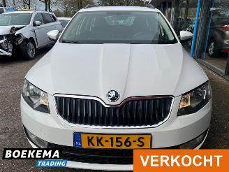 Skoda Octavia Combi 1.0 TSI Business Navi Cruise Climate Trekh. picture 5