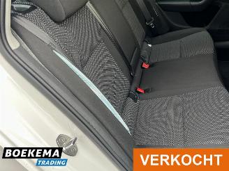 Skoda Octavia Combi 1.0 TSI Business Navi Cruise Climate Trekh. picture 19