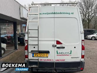 Renault Master T35 2.3 DCI L2H3 3-Pers Navigatie Cruise Airco PDC Trekhaak picture 6