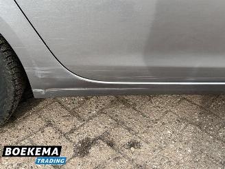 Peugeot 308 SW 1.2 PureTech Style Automaat Navigatie PDC Cruise Trekhaak picture 14