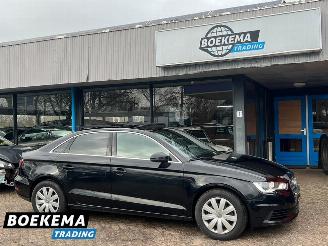 okazja samochody osobowe Audi A3 Limousine 1.6 TDI 110PK Pro Line Panorama Navigatie Airco 2015/11