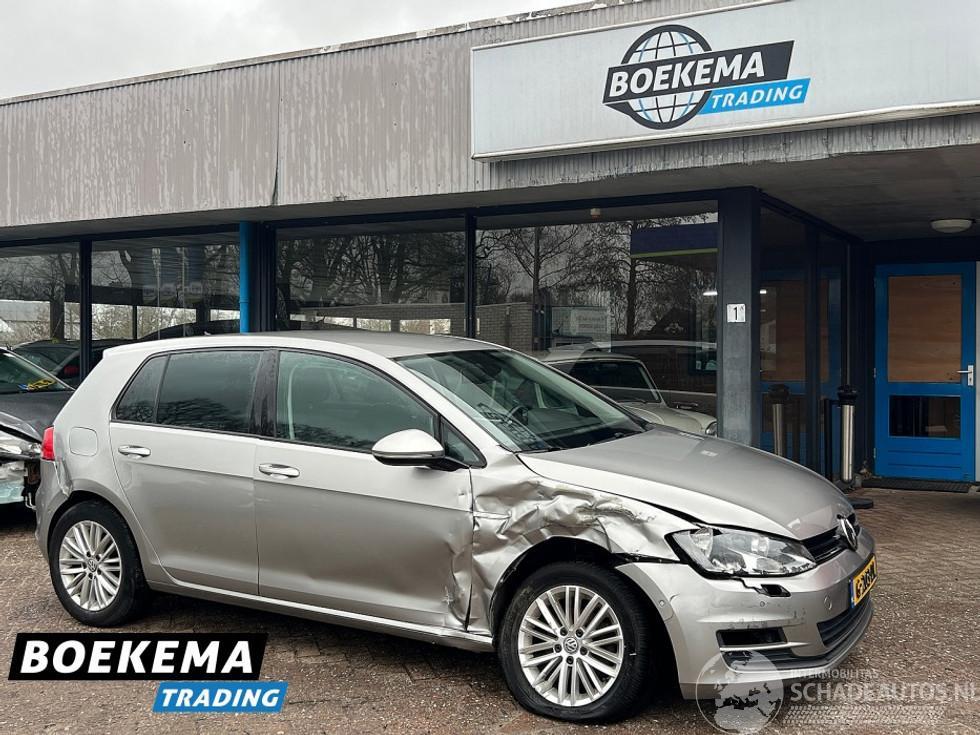 Volkswagen Golf 1.2 TSI Trend Edition AppleCar Climate Stoelverw. Cruise