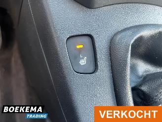 Kia Carens 2.0 CVVT X-clusive 7-Persoons Leer Navigatie Stoelverw. Airco picture 26