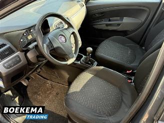 Fiat Grande Punto 1.2 Active Airco 5-Deurs picture 7