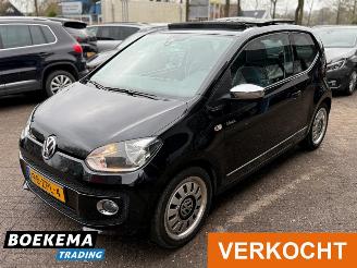 Volkswagen Up! 1.0 Black Up! Panorama Leer Stoelverwarming PDC Cruise picture 4