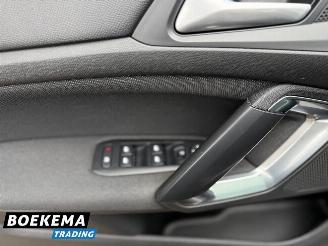 Peugeot 308 SW 1.2 PureTech Premium Panorama Automaat Navigatie Trekhaak PDC picture 13