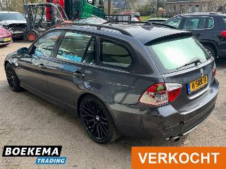 BMW 3-serie 320i High Exe Automaat Panorama Leer Stoelverw. picture 3
