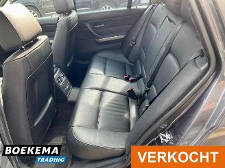 BMW 3-serie 320i High Exe Automaat Panorama Leer Stoelverw. picture 13