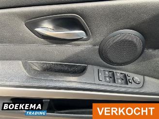 BMW 3-serie 320i High Exe Automaat Panorama Leer Stoelverw. picture 12