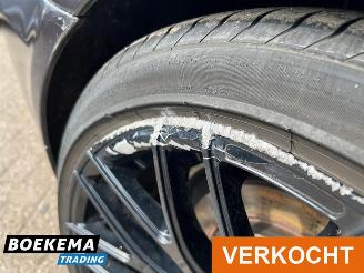 BMW 3-serie 320i High Exe Automaat Panorama Leer Stoelverw. picture 18