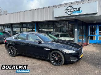 Avarii autoturisme Jaguar XF 2.0d Pure Navigatie Keyless Automaat Climate 2016/3
