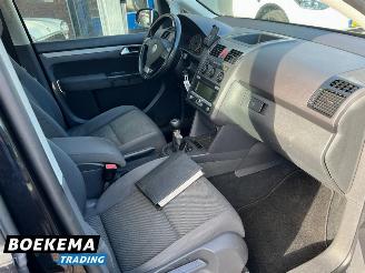 Volkswagen Touran 1.4 TSI 140PK Business Navigatie Cruise Climate picture 14