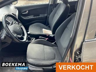 Kia Picanto 1.0 CVVT Business Navigatie Airco picture 11