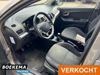 Kia Picanto 1.0 CVVT Business Navigatie Airco picture 10