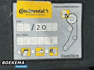 Volkswagen Scirocco 1.4 TSI Highline Navigatie Climate Cruise picture 12