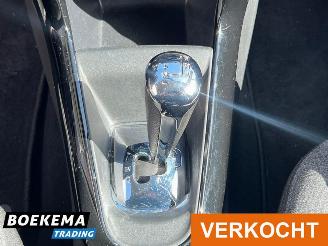 Citroën C3 1.2 PureTech Selection Automaat Navigatie Airco Cruise F1 picture 23
