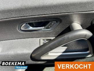 Volkswagen Scirocco 2.0 TSI 200PK DSG Navigatie Leer Stoelverw. picture 14