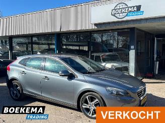 Volvo V-40 2.0 D4 190PK Business Navigatie Cruise PDC Trekhaak picture 1