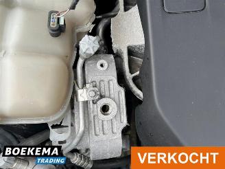 Mercedes Cla-klasse 200 Premium Plus Automaat Navigatie Clima picture 12