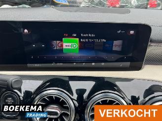 Mercedes Cla-klasse 200 Premium Plus Automaat Navigatie Clima picture 27