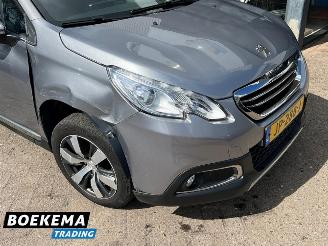 Peugeot 2008 1.6 VTi Allure Navigatie picture 6