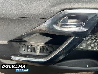 Peugeot 2008 1.6 VTi Allure Navigatie picture 17