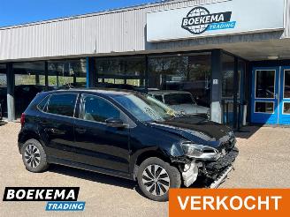krockskadad bil auto Volkswagen Polo 1.0 TSI 95PK Edition Airco 5-Deurs 2017/7