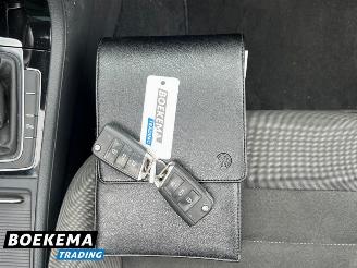 Volkswagen Golf 1.4 TSI 150PK Highline DSG Panorama Virtual Stoel/Stuurverw Massage Camera Trekhaak picture 22