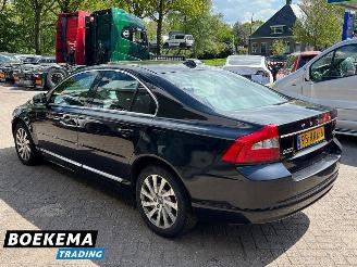 Volvo S-80 2.0 D3 Momentum Automaat Navigatie Leer Cruise picture 3