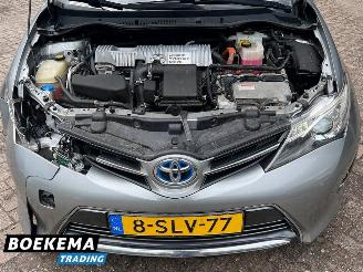 Toyota Auris Touring Sports 1.8 Hybrid Dynamic Navigatie Cruise Climate picture 11