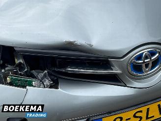 Toyota Auris Touring Sports 1.8 Hybrid Dynamic Navigatie Cruise Climate picture 10