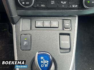 Toyota Auris Touring Sports 1.8 Hybrid Dynamic Navigatie Cruise Climate picture 32