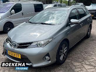 Toyota Auris Touring Sports 1.8 Hybrid Dynamic Navigatie Cruise Climate picture 4